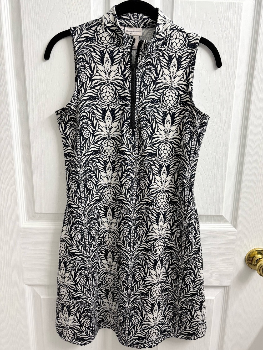 Tommy Bahama Active Dress XS Pineapple Print Black White Zipper Sleeveless